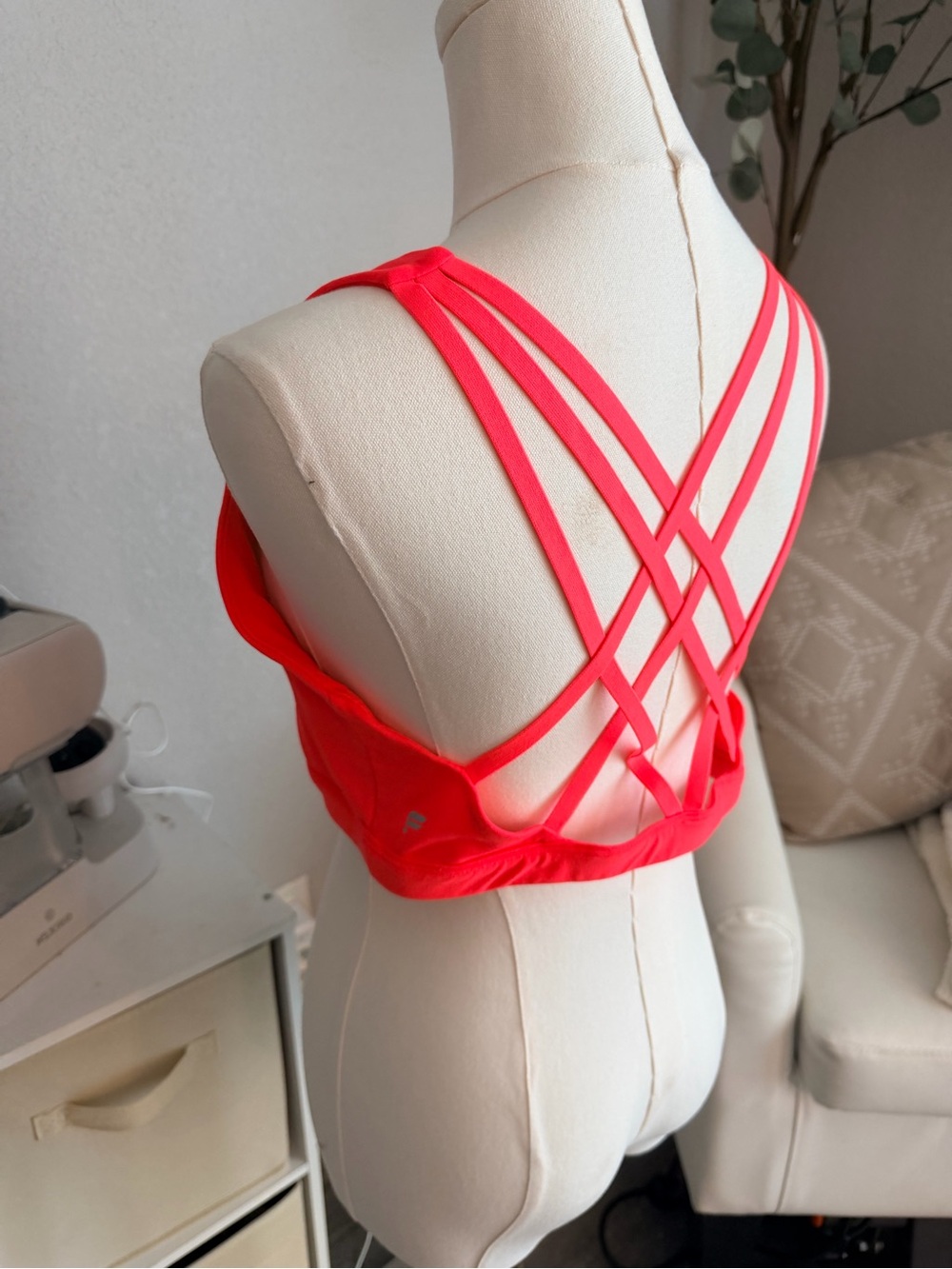 Fabletics Coral Strappy Sports Bra
